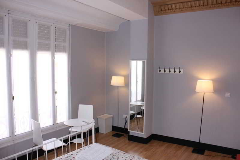 Hi Valencia Canovas Bagian luar foto